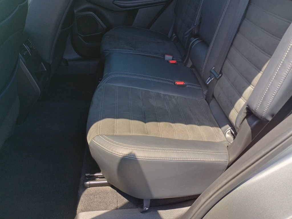 Used 2022 Mitsubishi Outlander SE FWD image 16