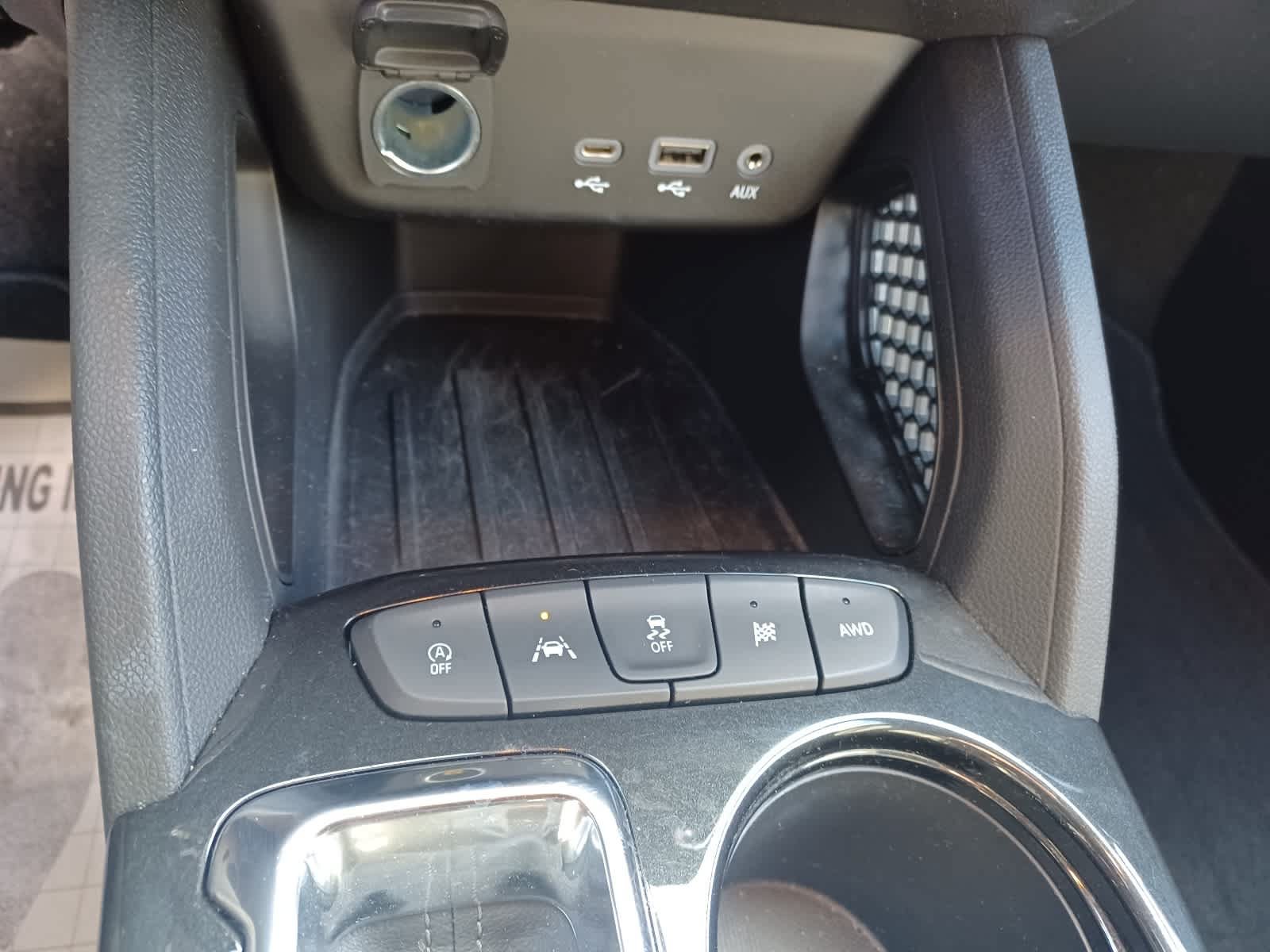 Used 2023 Chevrolet TrailBlazer ACTIV w/ Sun and Liftgate Package AWD/4WD image 14