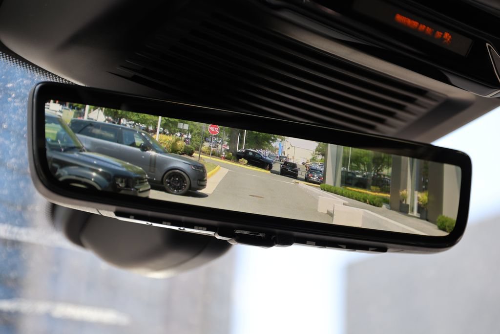 New 2026 Land Rover Range Rover Sport Dynamic SE AWD/4WD image 19