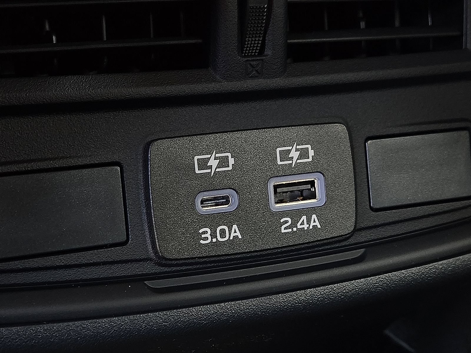 Certified 2026 Subaru Outback Premium AWD/4WD image 31
