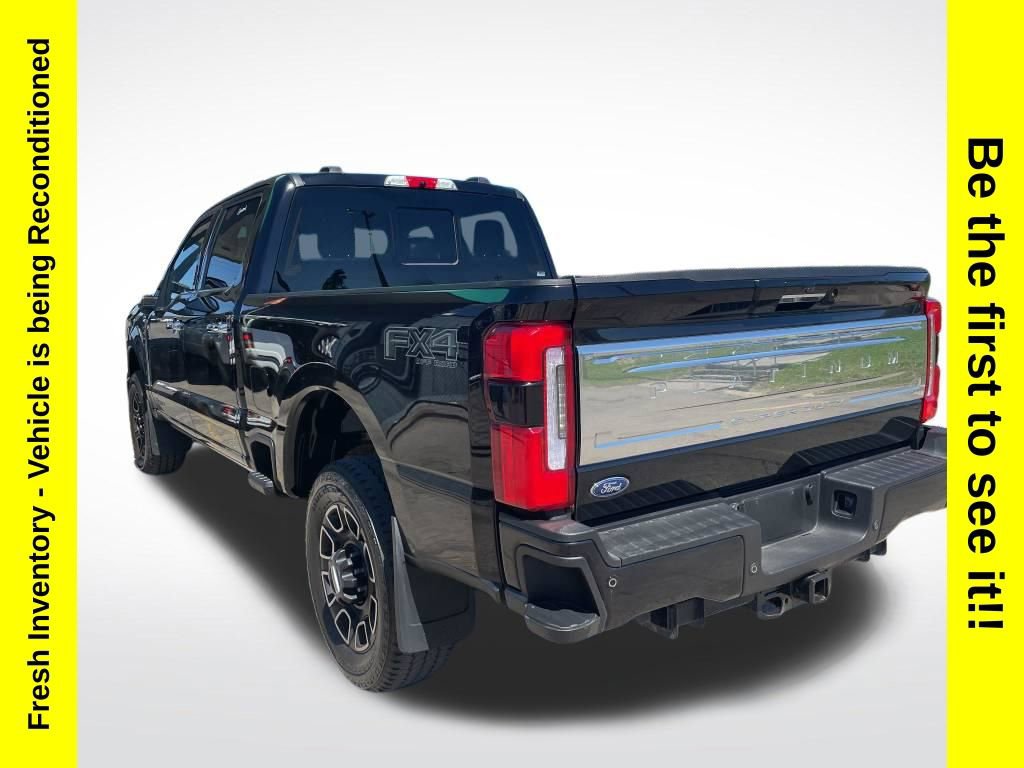 Used 2024 Ford F250 Platinum AWD/4WD image 3
