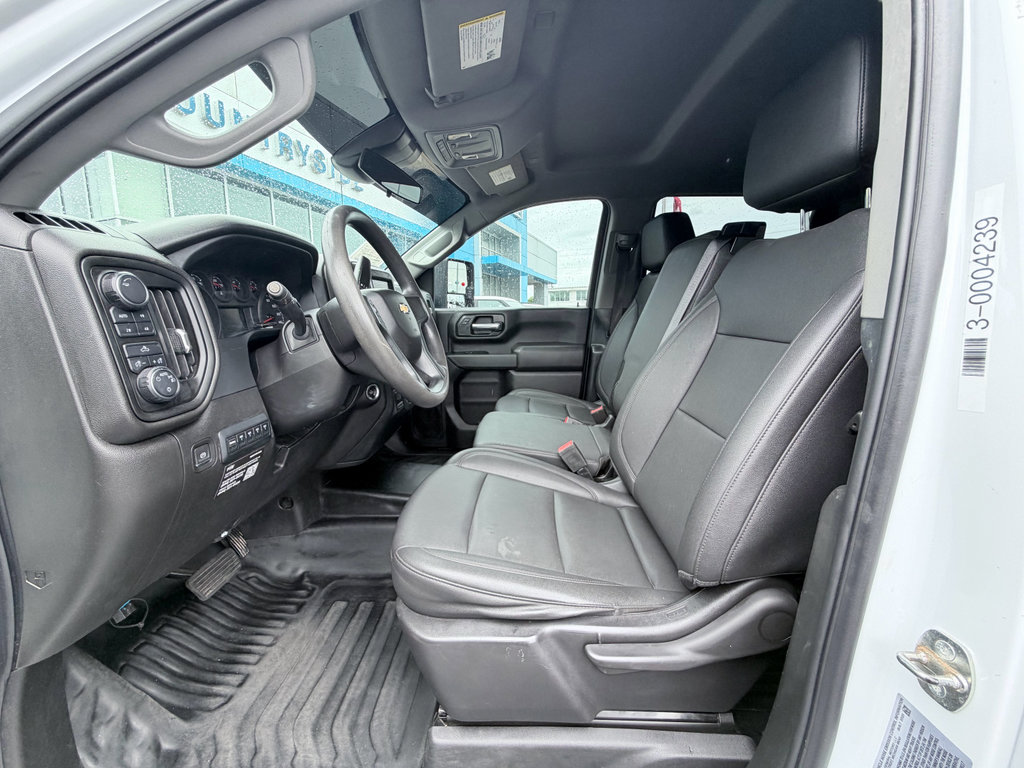 Used 2024 Chevrolet Silverado 3500 W/T w/ Snow Plow Prep Package AWD/4WD image 19