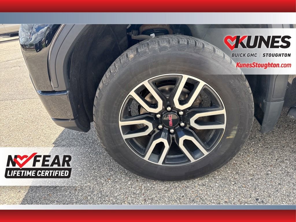 Used 2023 GMC Sierra 1500 AT4 w/ Technology Package AWD/4WD image 16