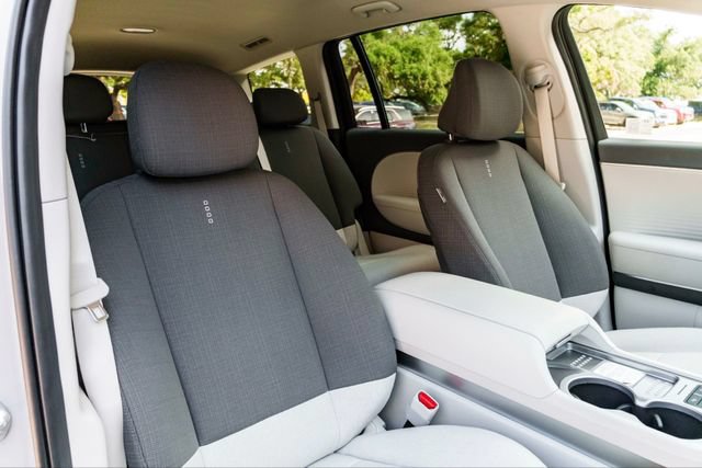 New 2026 Hyundai Ioniq 9 SE AWD/4WD image 27