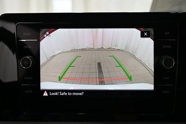 New 2025 Volkswagen Jetta SE image 6