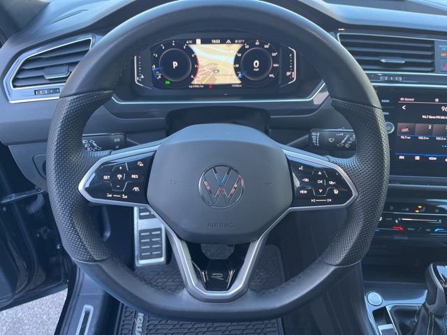 Used 2024 Volkswagen Tiguan SEL R-Line image 19
