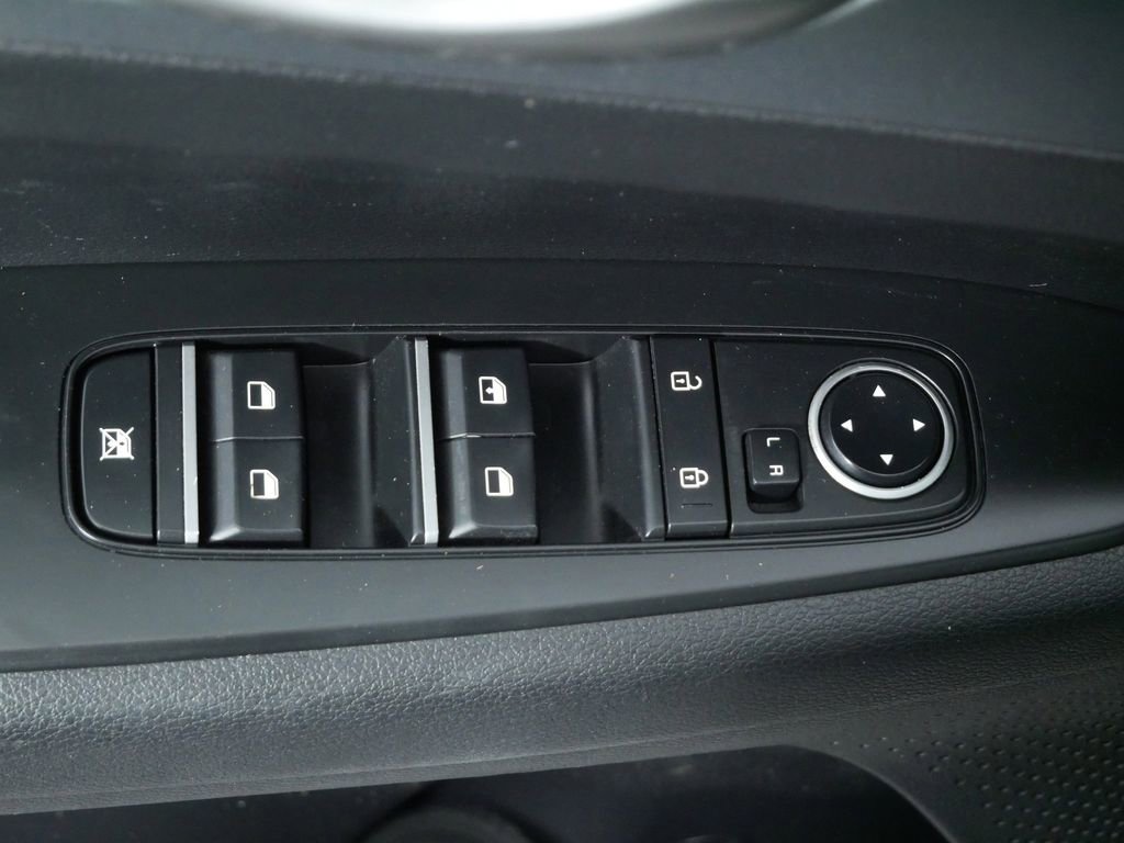 Certified 2021 Kia Forte Sedan image 17