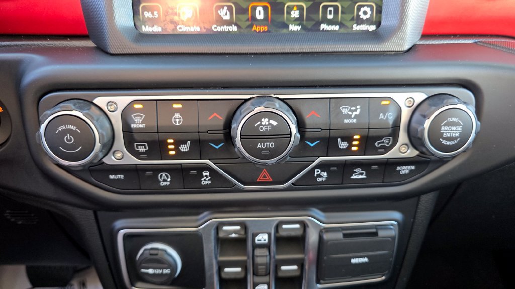 Used 2020 Jeep Gladiator Rubicon AWD/4WD image 33