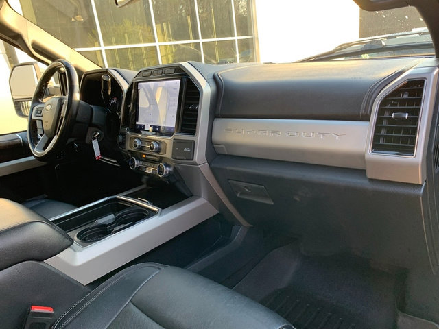 Used 2022 Ford F350 Lariat w/ Chrome Package image 12