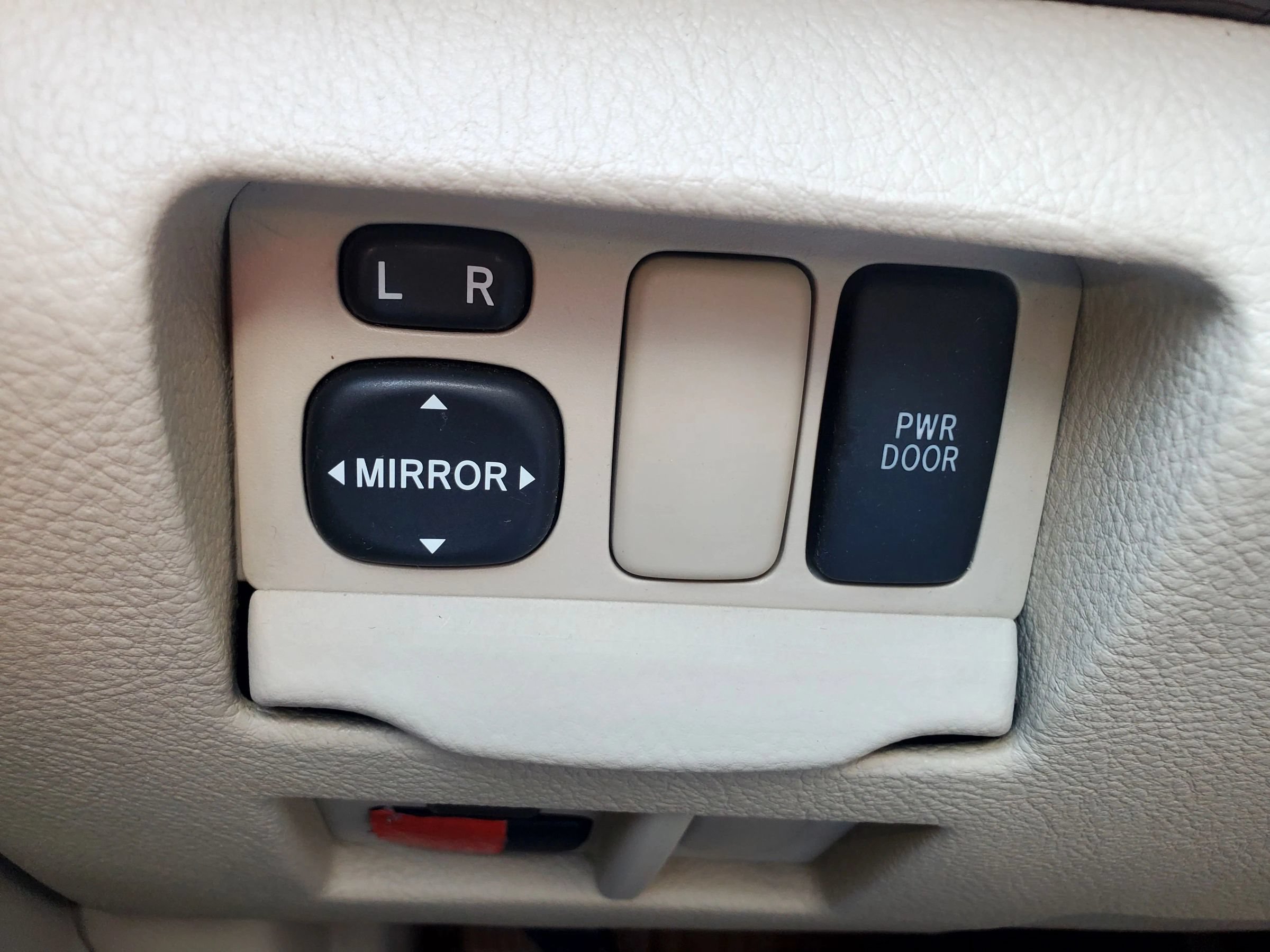 Used 2004 Lexus RX 330 AWD w/ Premium Plus Pkg image 48