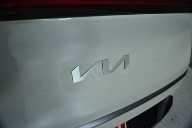 Used 2024 Kia EV6 Wind image 15