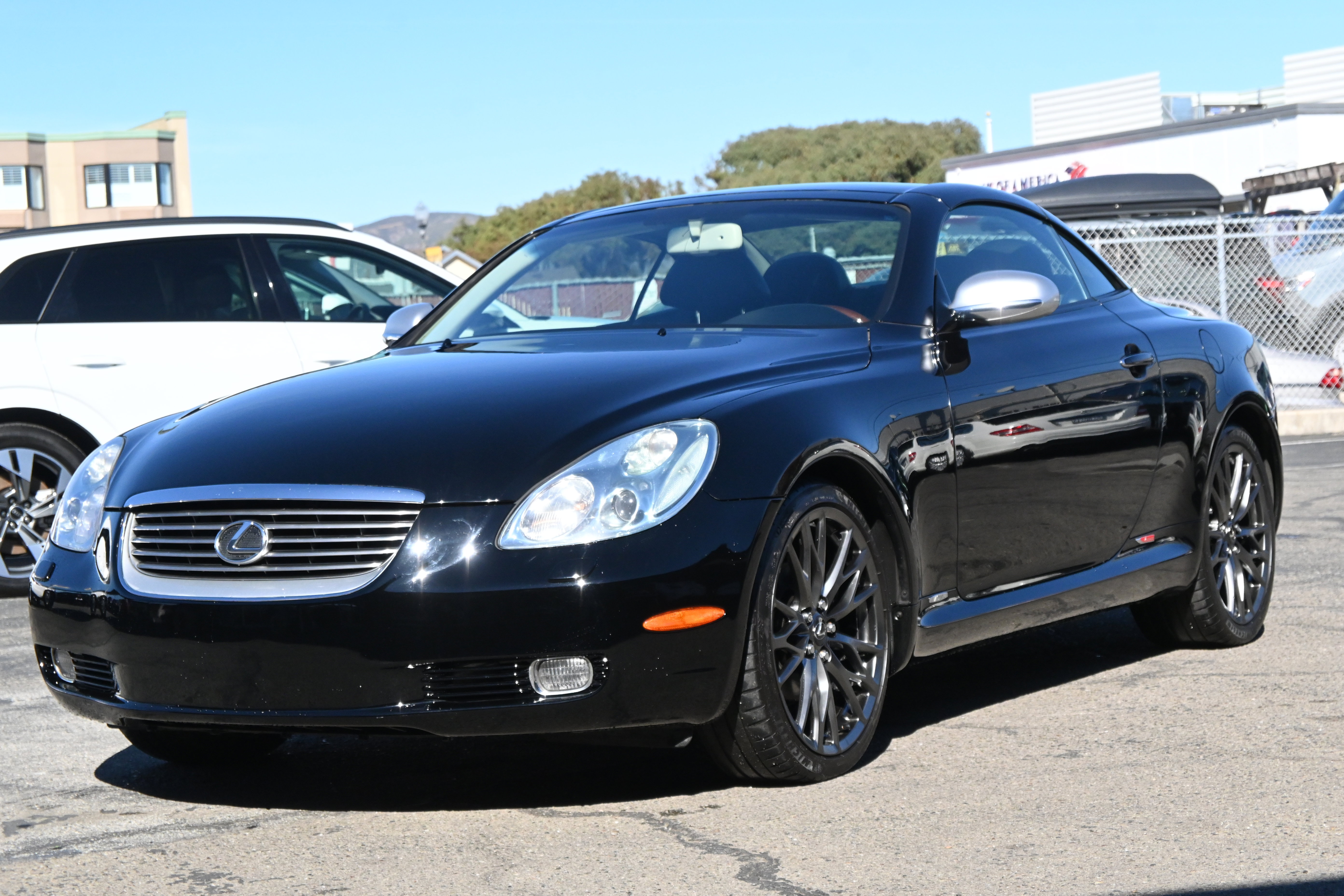 Used 2005 Lexus SC 430 Convertible image 1