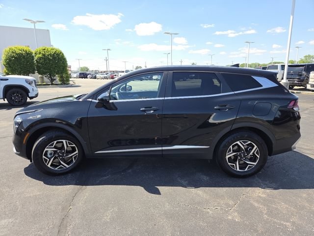 Used 2023 Kia Sportage LX FWD image 13