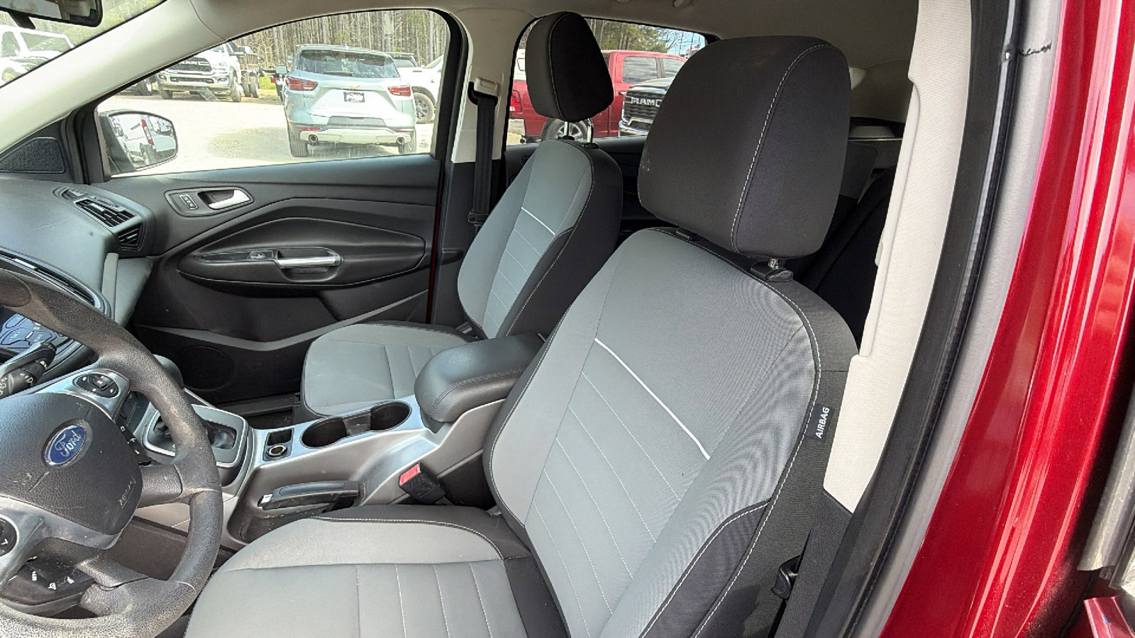 Used 2013 Ford Escape SE image 17