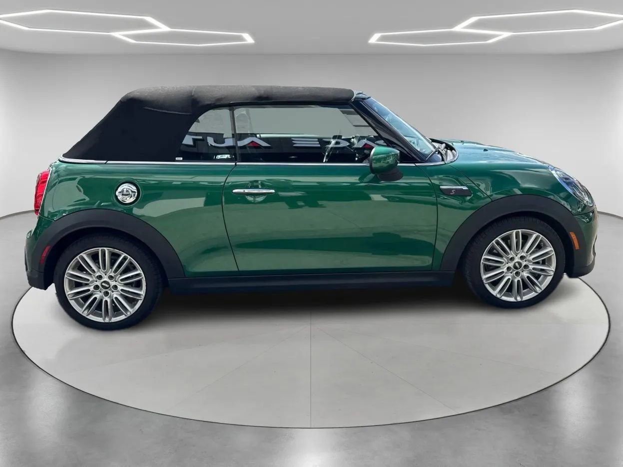 Used 2024 MINI Cooper S image 4