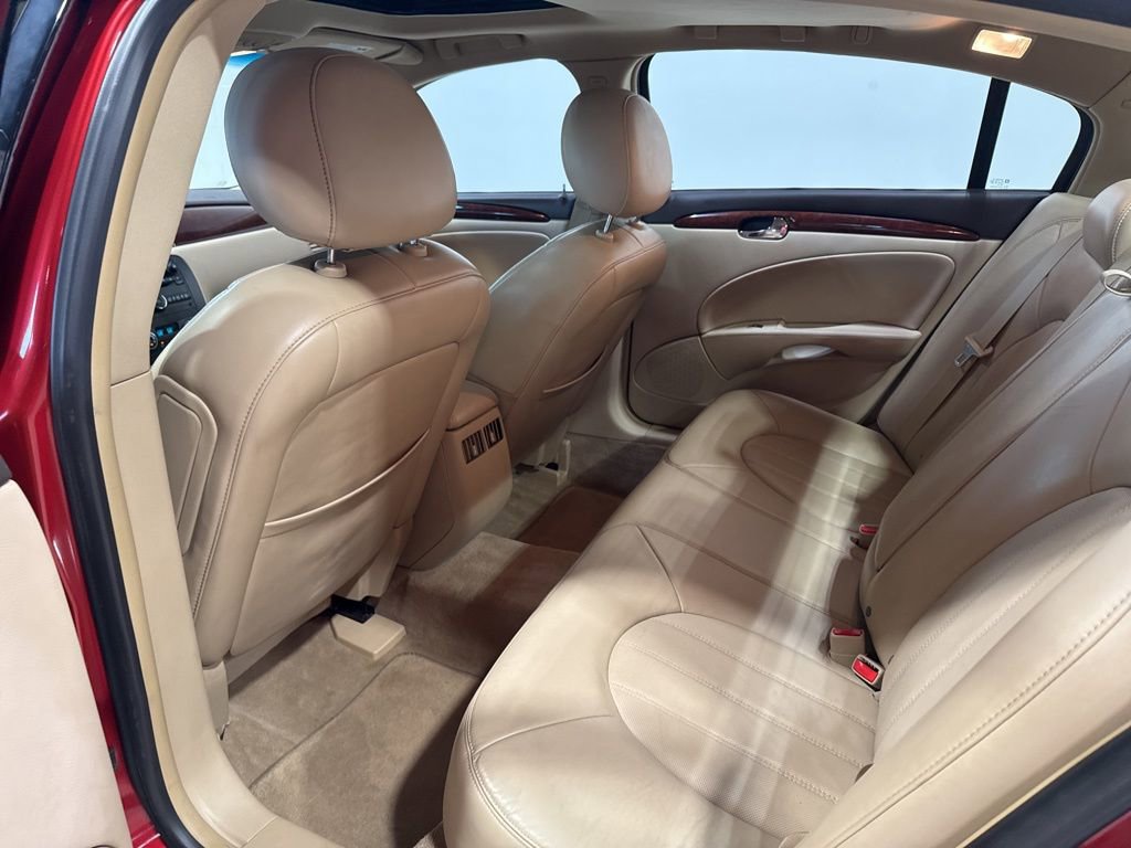 Used 2009 Buick Lucerne CXL FWD image 29