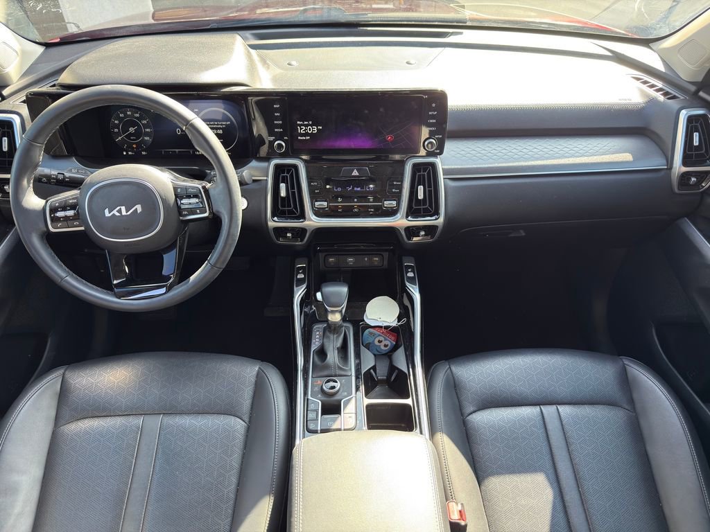 Used 2023 Kia Sorento SX image 26