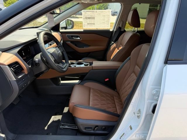 Used 2026 Nissan Rogue Platinum AWD/4WD image 17
