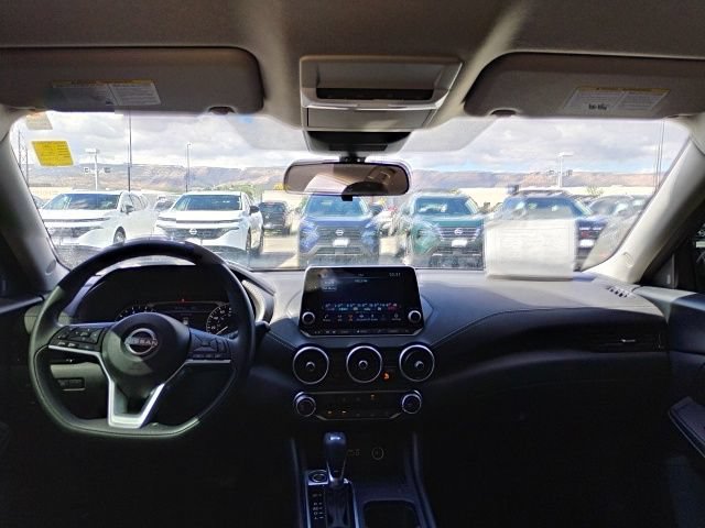 Used 2024 Nissan Sentra SV FWD image 11