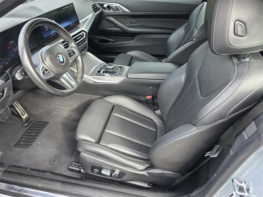 Used 2024 BMW 430i Convertible w/ M Sport Package image 10