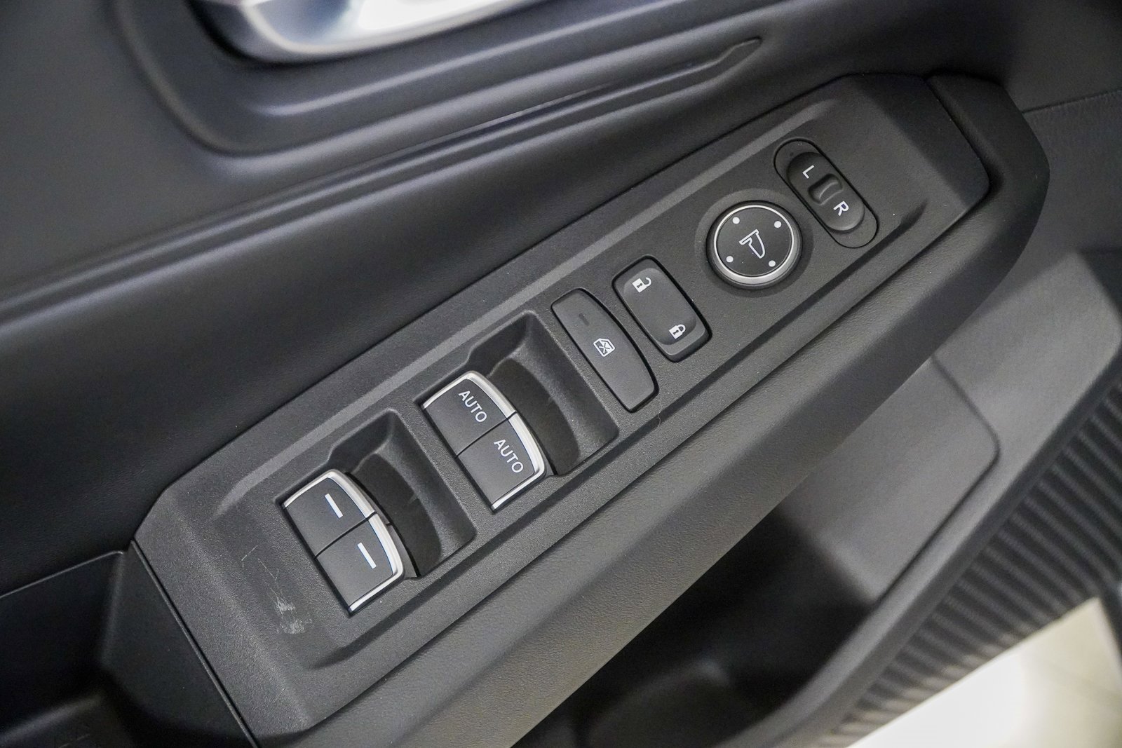 Certified 2025 Honda Accord SE image 19