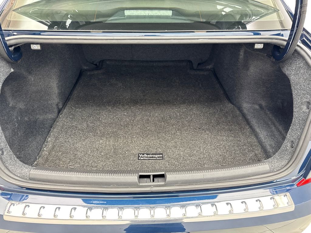 Used 2022 Volkswagen Passat 2.0T SE FWD image 73