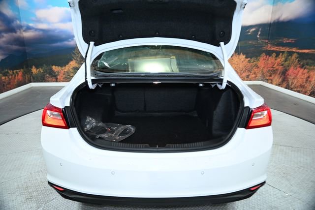 Used 2024 Chevrolet Malibu LT image 42