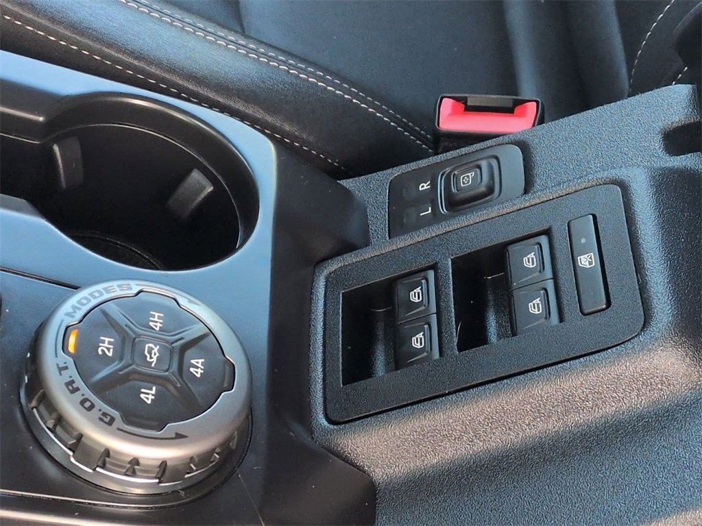 Certified 2025 Ford Bronco Badlands image 10