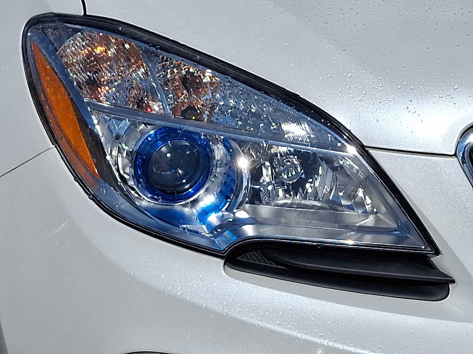Used 2016 Buick Encore FWD image 9