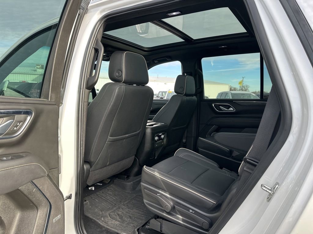 Used 2023 GMC Yukon SLT image 26