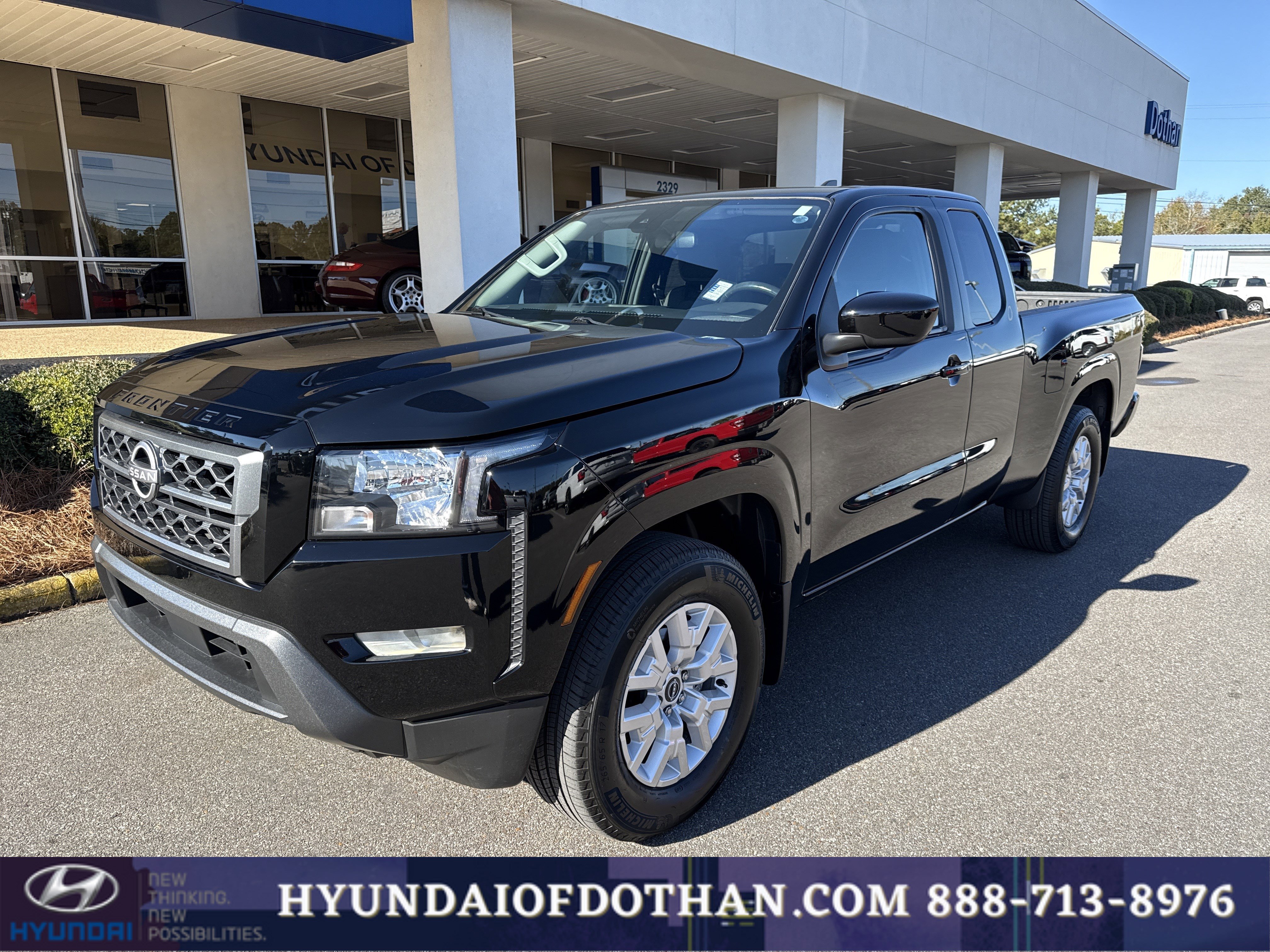 Used 2023 Nissan Frontier SV w/ SV Convenience Package