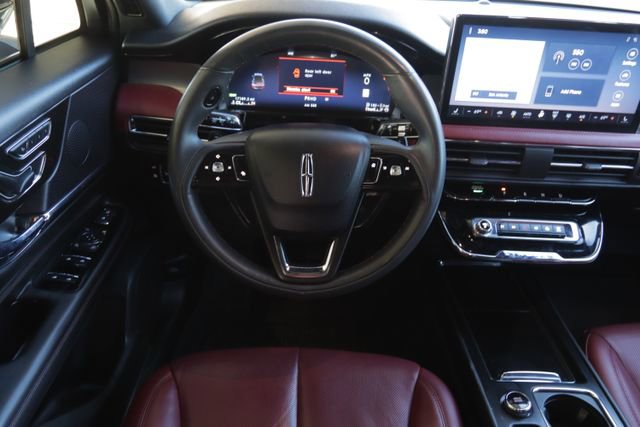 Used 2024 Lincoln Corsair Grand Touring image 26