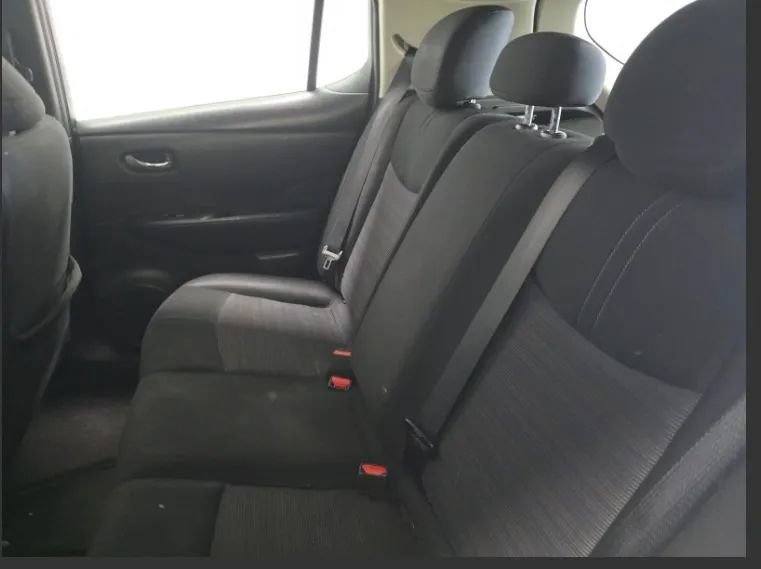 Used 2022 Nissan Leaf S FWD image 7