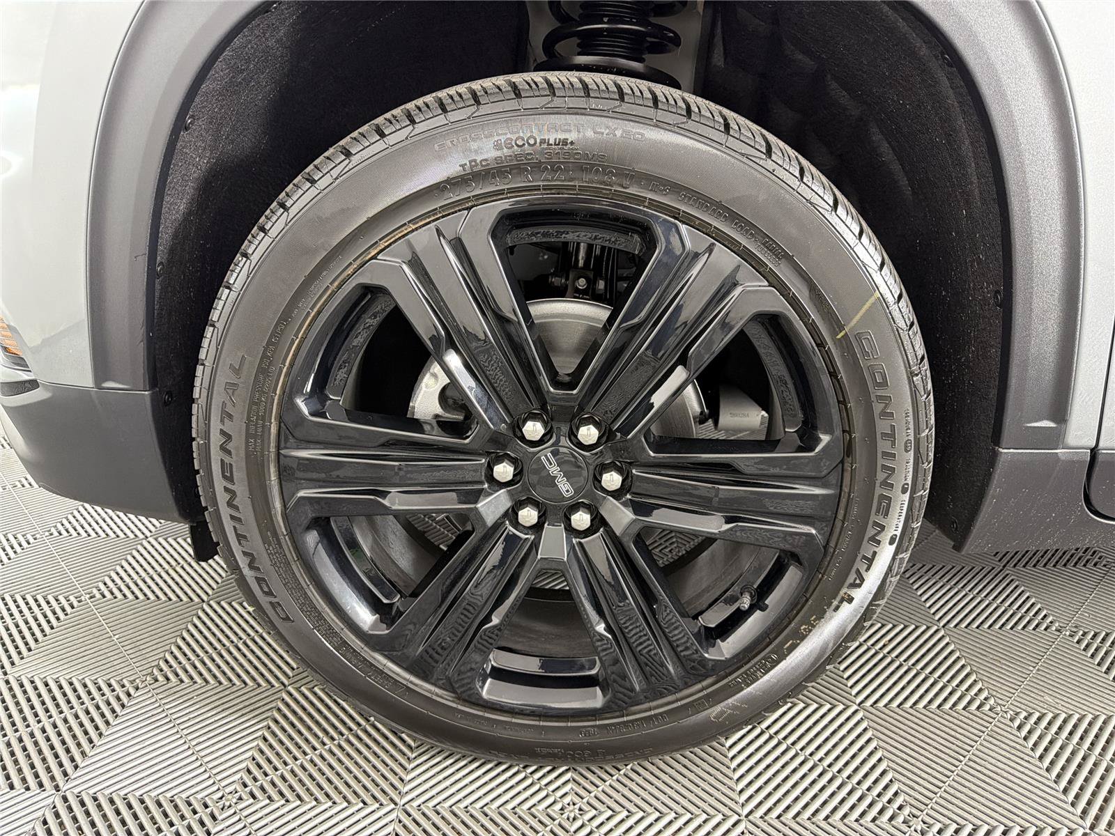 New 2026 GMC Acadia Elevation w/ Black Edition FWD image 9