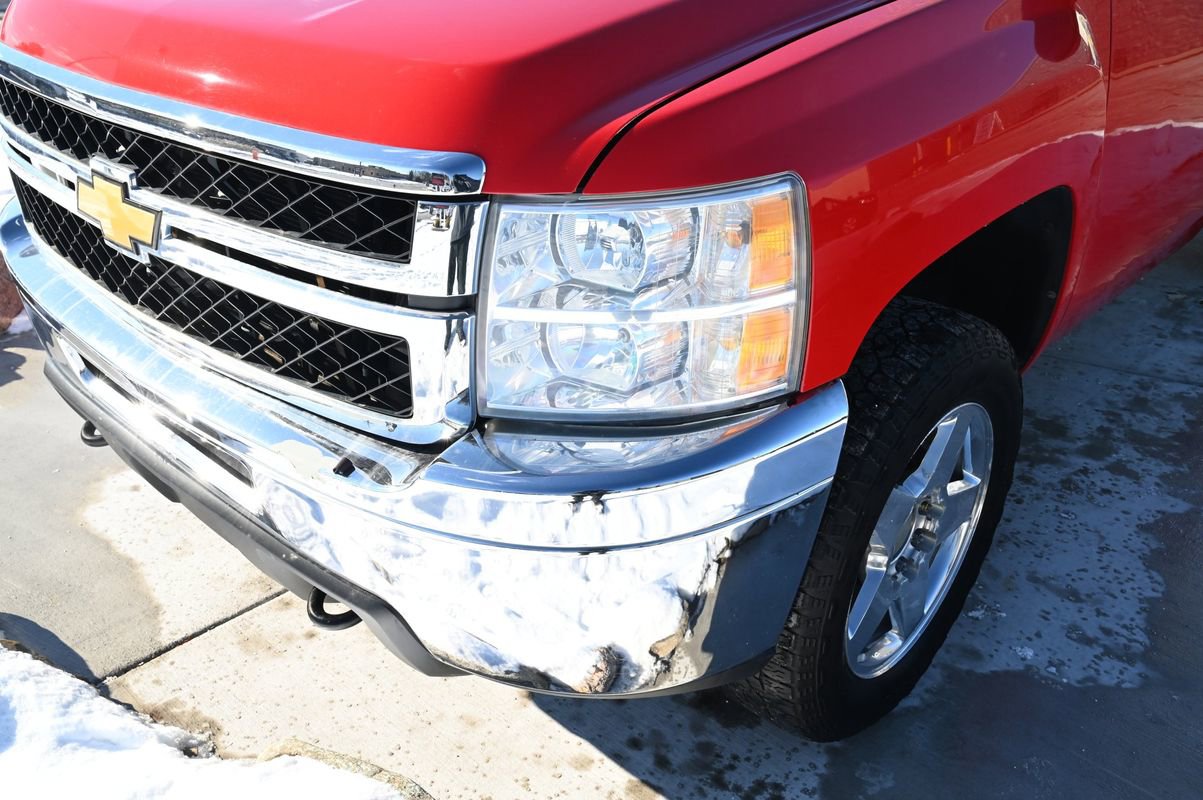 Used 2014 Chevrolet Silverado 2500 W/T w/ Snow Plow Prep Package image 10