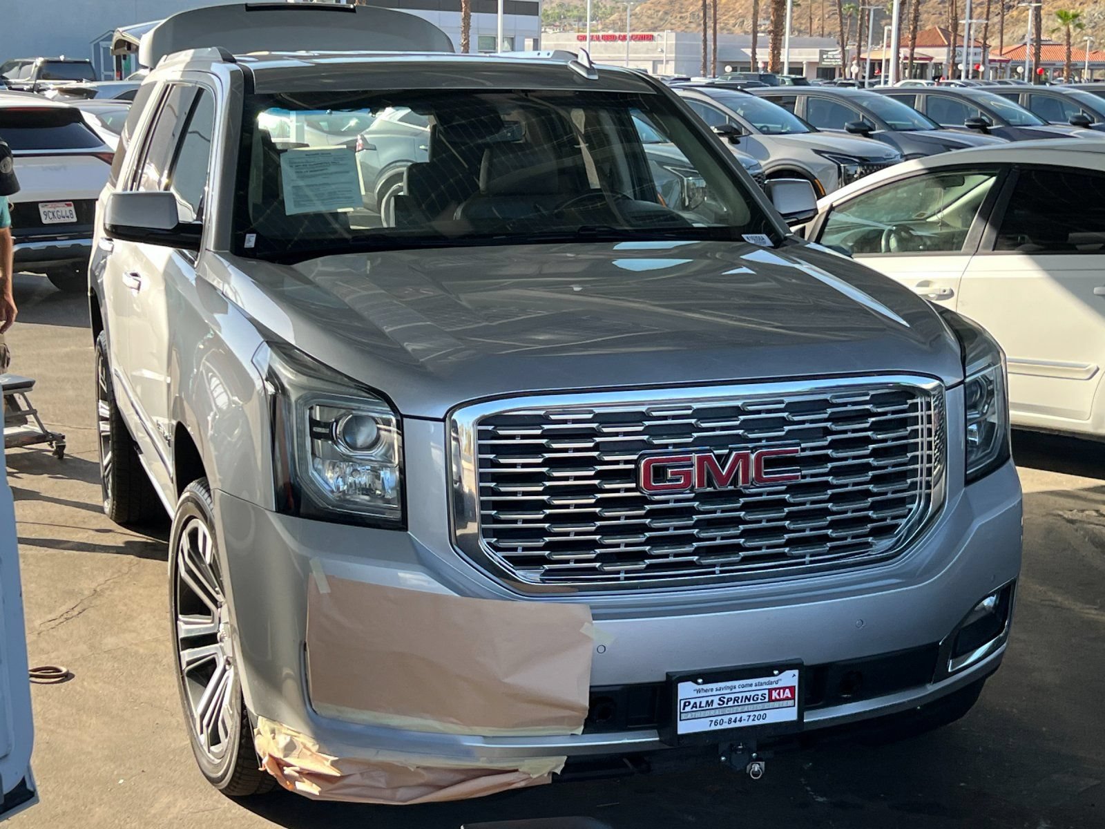 Used 2018 GMC Yukon XL Denali w/ Denali Ultimate Package AWD/4WD image 2
