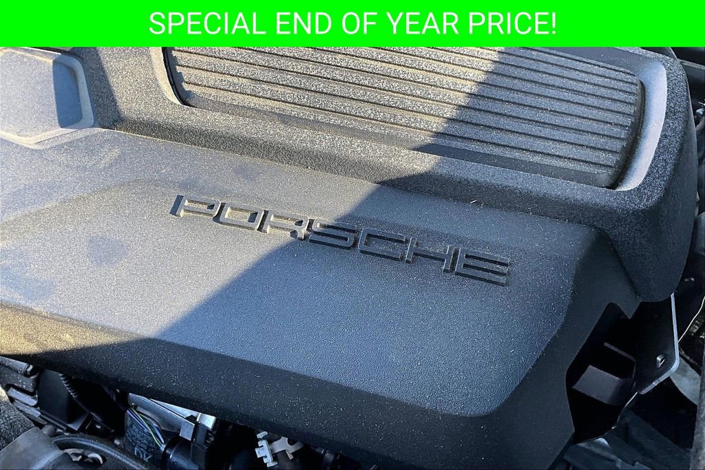 Used 2023 Porsche Macan Turbo image 31