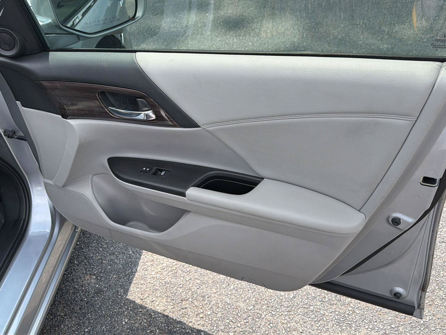 Used 2016 Honda Accord EX image 14