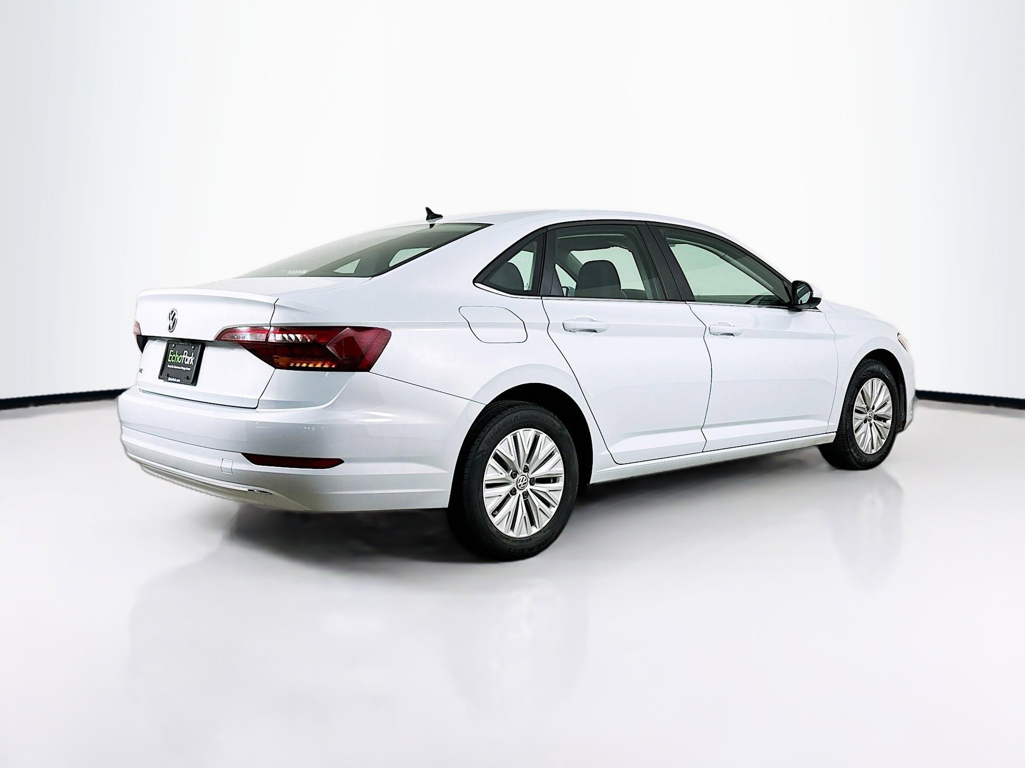 Used 2019 Volkswagen Jetta S w/ Driver Assistance Package image 9