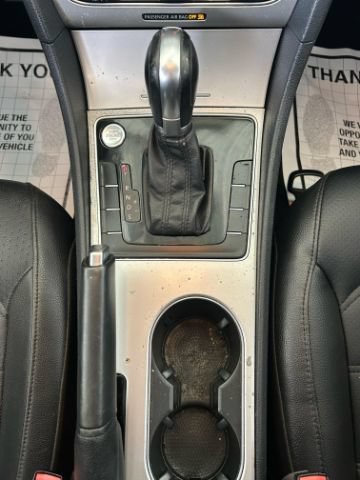 Used 2019 Volkswagen Passat Wolfsburg Edition FWD image 9