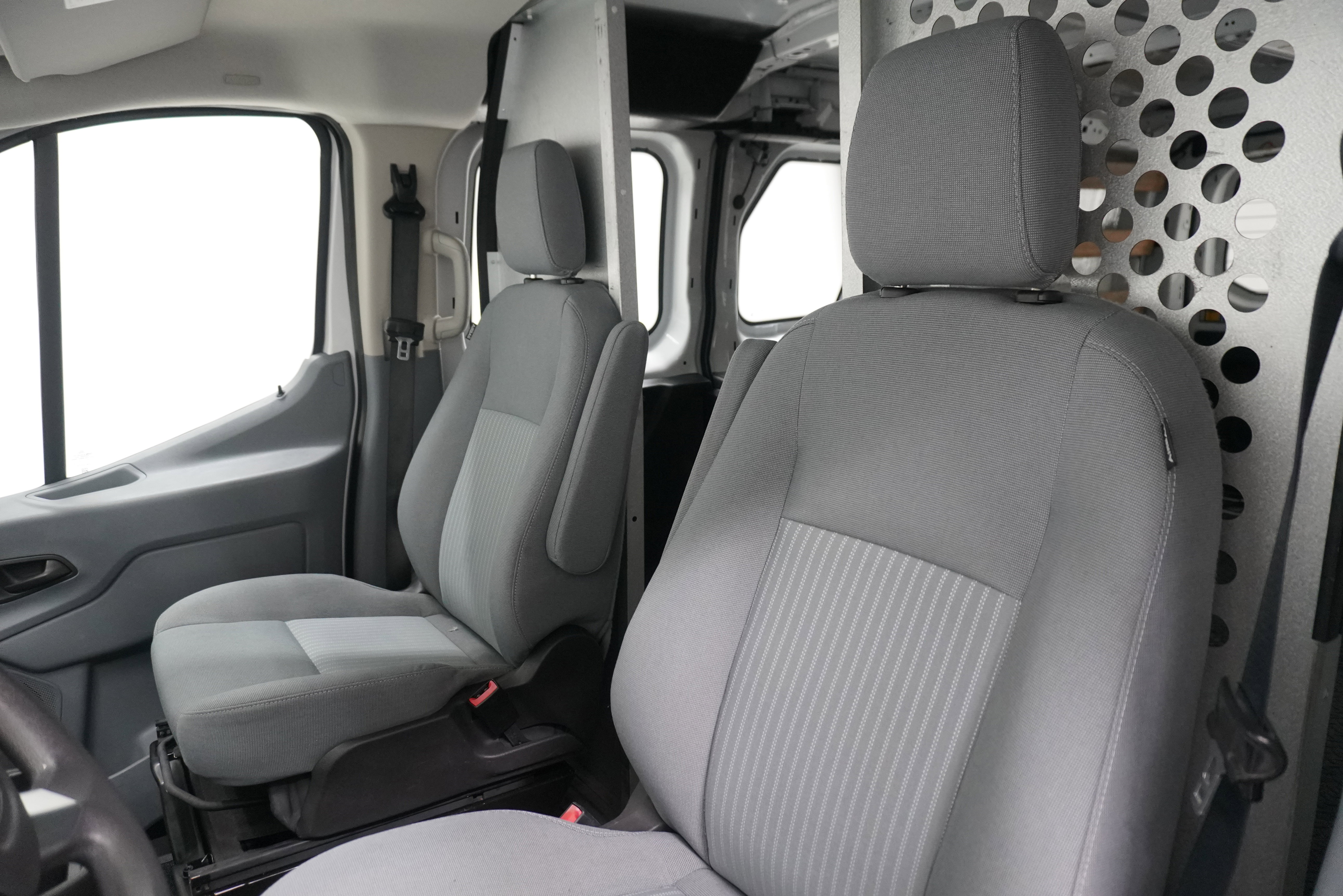 Used 2016 Ford Transit 250 130 Low Roof w/ Exterior Upgrade Package image 9