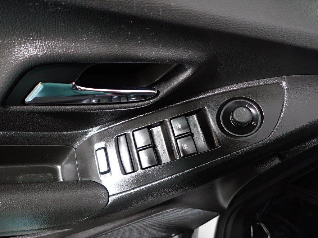 Used 2019 Chevrolet Trax LT w/ LT Convenience Package FWD image 15