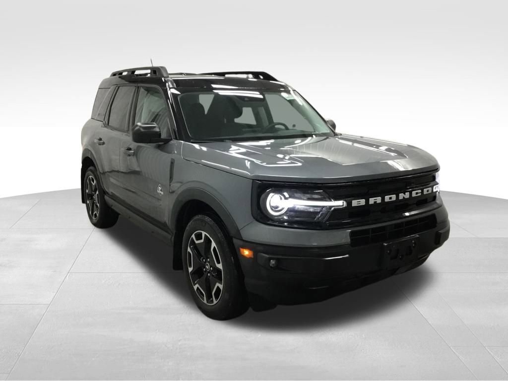 Used 2022 Ford Bronco Sport Outer Banks w/ Tech Package image 3