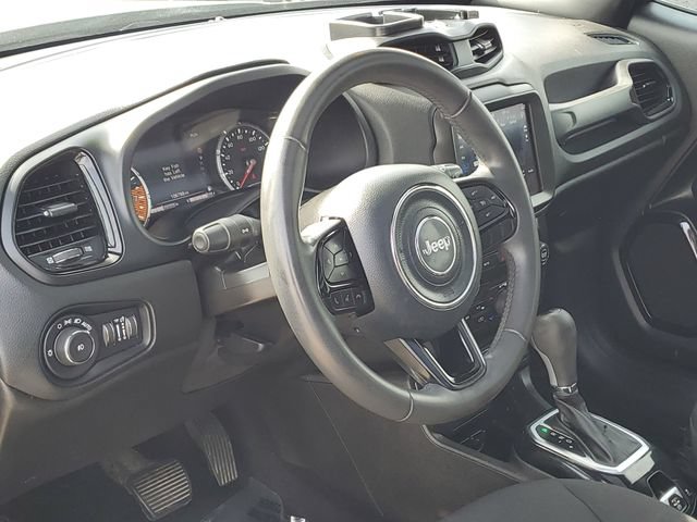 Used 2022 Jeep Renegade Altitude w/ Sun/Sound Group AWD/4WD image 8