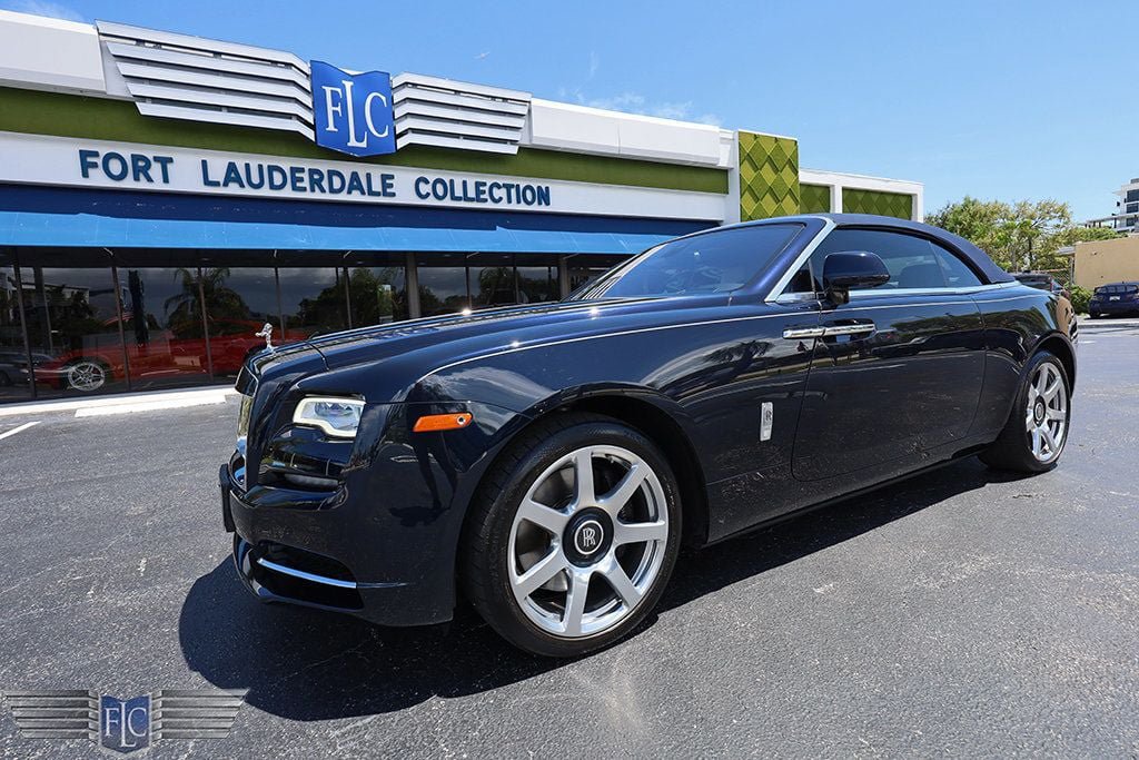 Used 2016 Rolls-Royce Dawn RWD image 44