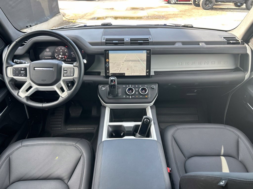 Used 2025 Land Rover Defender 110 S AWD/4WD image 32