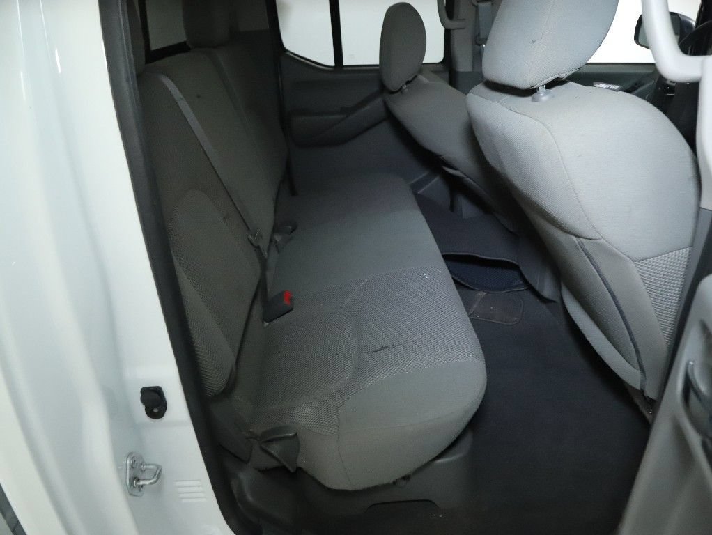 Certified 2021 Nissan Frontier SV RWD image 30