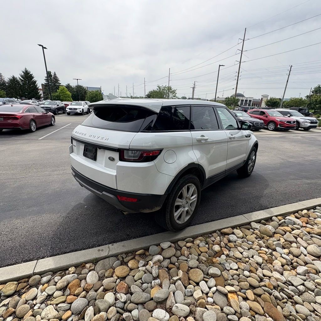 Used 2016 Land Rover Range Rover Evoque SE AWD/4WD image 6