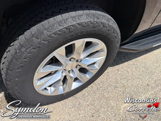 Used 2023 Chevrolet Suburban Premier AWD/4WD image 28