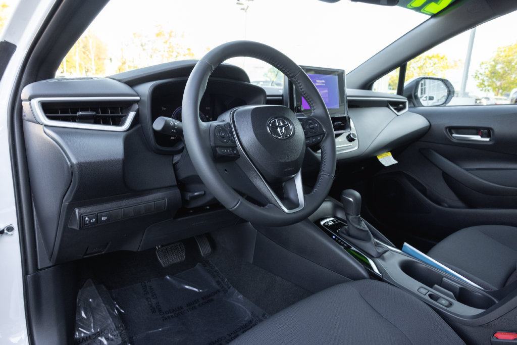 Used 2026 Toyota Corolla SE FWD image 10